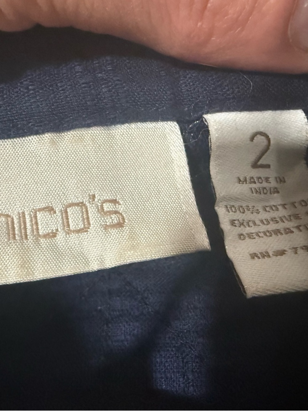🔻Chico’s Embellished Indigo Tie Dye Quilted Jacket Beaded Boho Artisan Size 2 - Picture 6 of 8